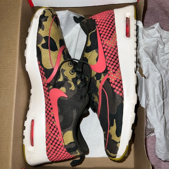 Nike Air Max Thea Camouflage Premium - Picture 2 of 6